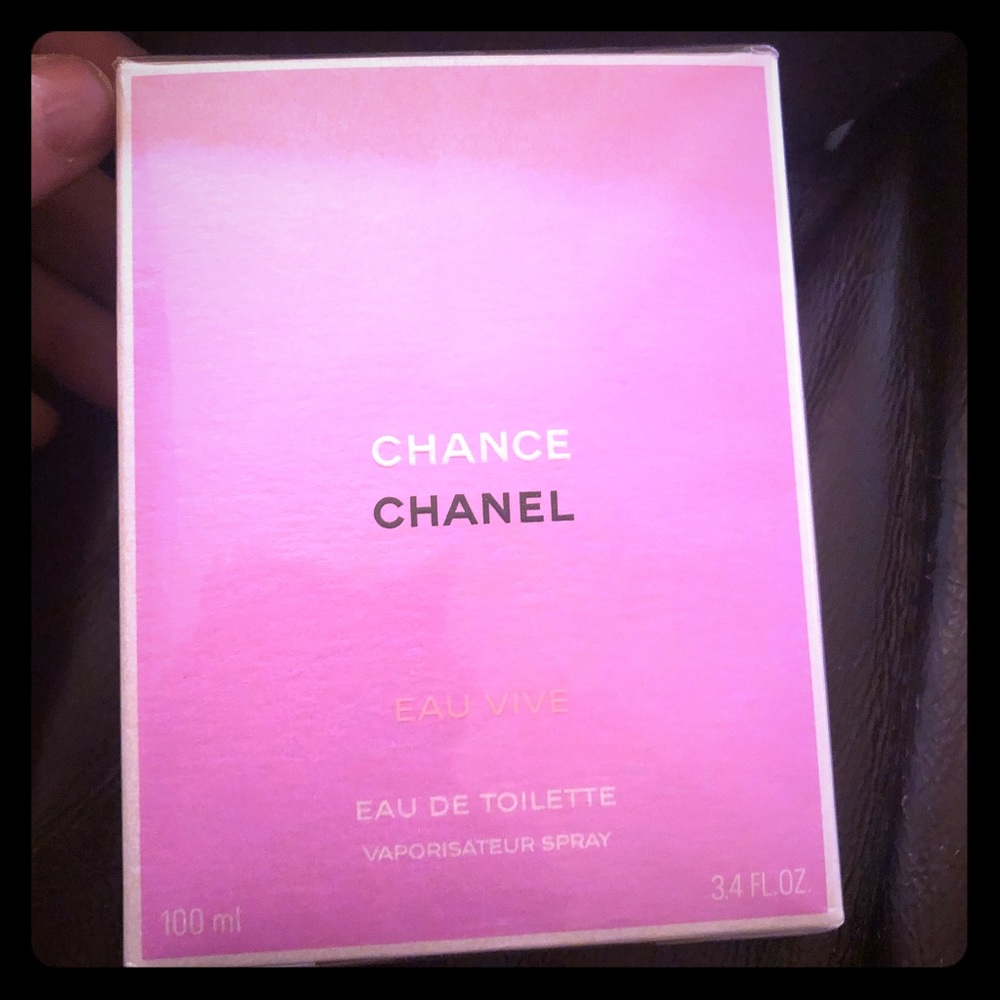 Sealed. 3.4  oz Chance Chanel